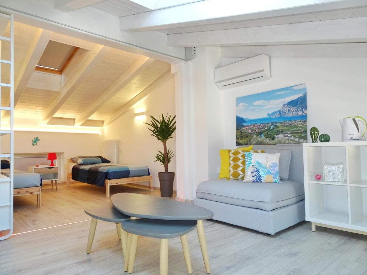 加尔达湖滨Antica Casa Alboletta公寓 外观 照片
